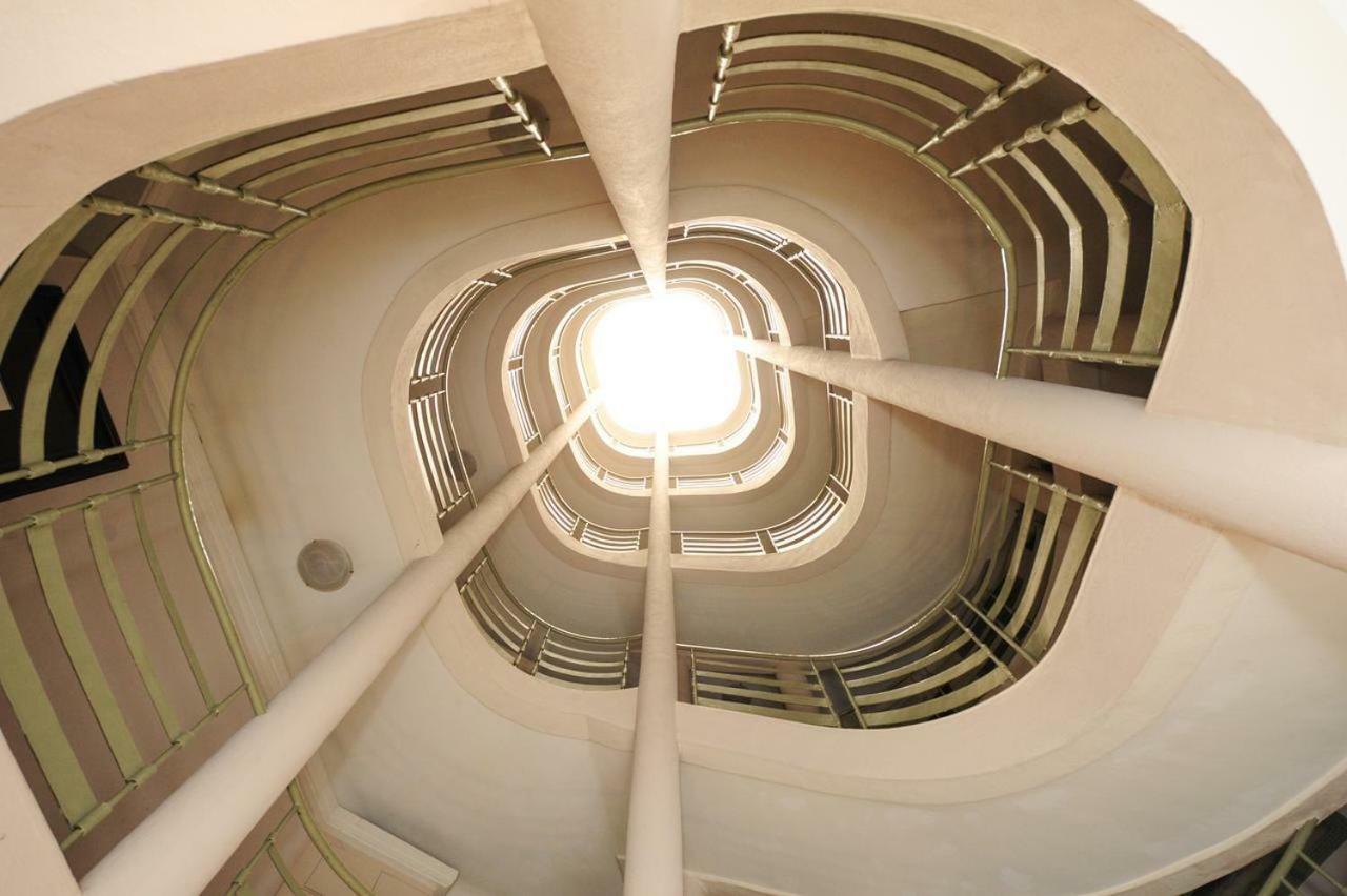 10 Rue Verdi นีซ ภายนอก รูปภาพ